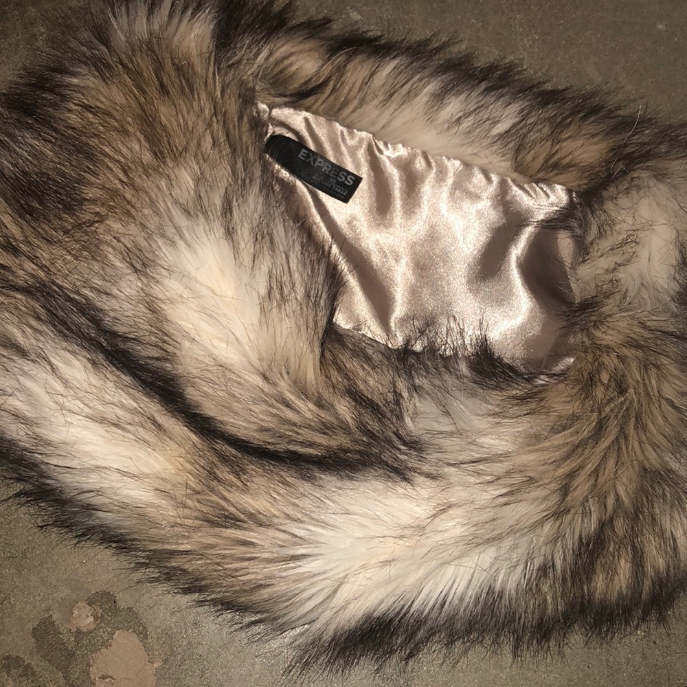 Faux fur Express Snood